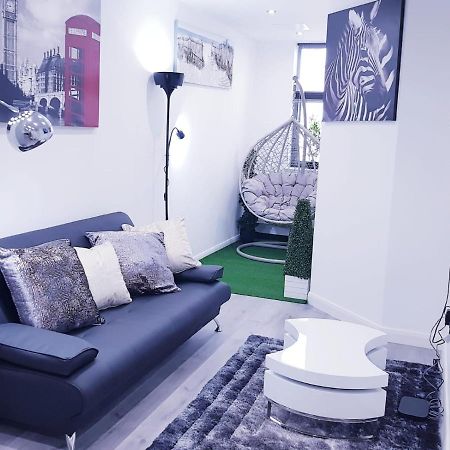 Z Home Apartments Leicester Eksteriør bilde